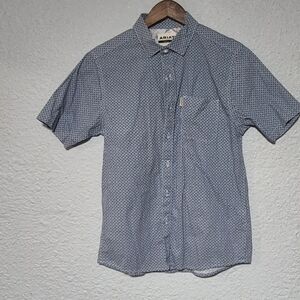 Ariat Modern Fit Button Down Shirt.